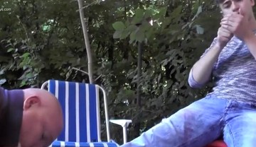 Smoking feet master outdoor